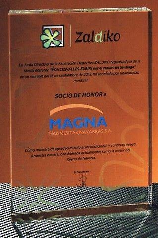 Trofeo Arabe 40mm Ancho Cristal 