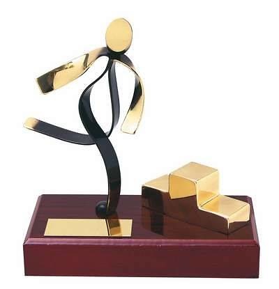 Trofeo atletismo peana madera 