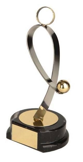 Trofeo bolos plateado y dorado 