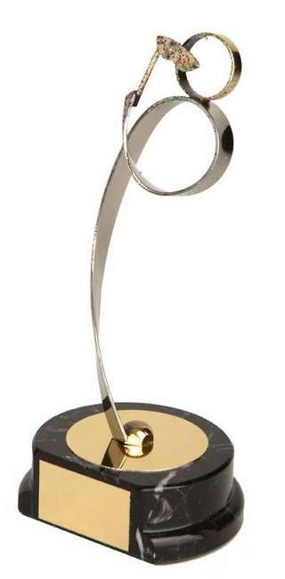 Trofeo carnaval disfrazado dorado 