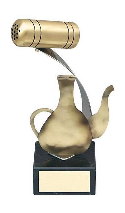 Trofeo cocina aceitera y salero 