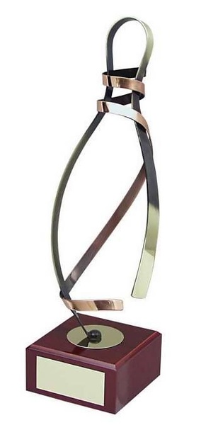 Trofeo bolos bolo plateado dorado 