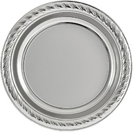 Plato plateado con decoracion lineal