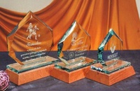 Trofeo Bemba Cristal Heptagonal Madera