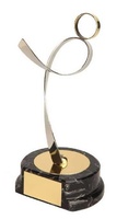Trofeo atletismo atleta dorado