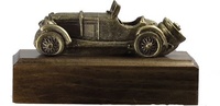 Trofeo automovilismo de resina
