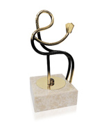 Trofeo de cartas by hand