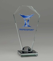 Trofeo de cristal personalizable lapidado Maddison