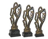 Trofeo de resina deportivo. Modelo estancia grande