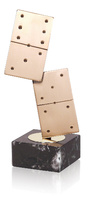 Trofeo domino de laton