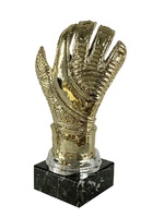 Trofeo en resina futbol guante de portero splass