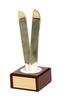 Trofeo esquí esquís dorados