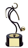 Trofeo fútbol jugador latón