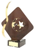 Trofeo fútbol rombo aplique balón estrella