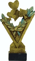 Trofeo modelo uve de cartas