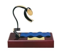 Trofeo natación peana madera