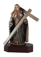Trofeo papón o nazareno portando cruz