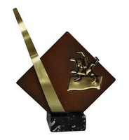 Trofeo rombo detalle pico Laton Judo