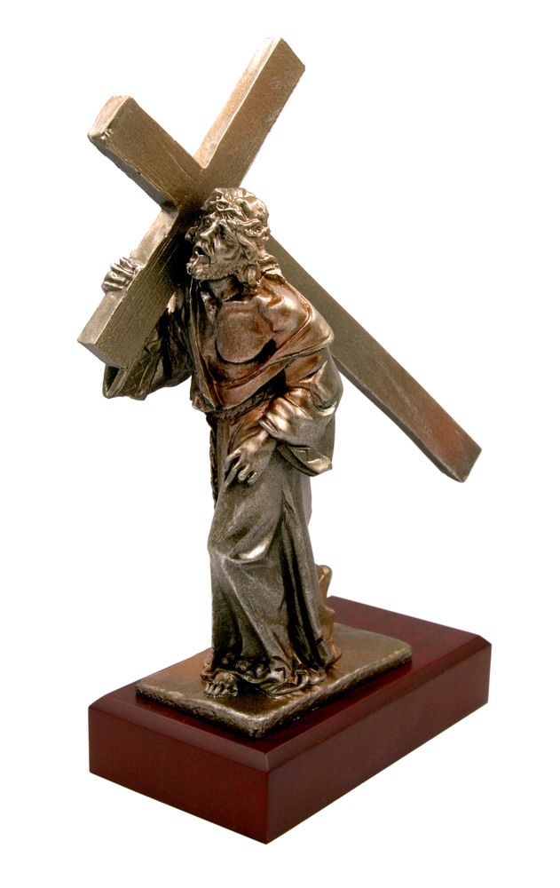 Trofeo de resina Nazareno con cruz 