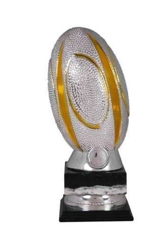 Trofeo pelota Rugby en resina con acabado en plata. 