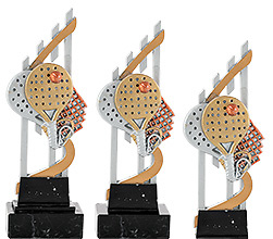Trofeo raquetas de Padel en resina. 