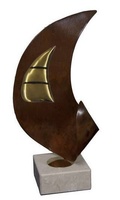 Trofeo de Vela en Latón Amarillo Oriana